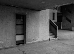 gray concrete wall and floor